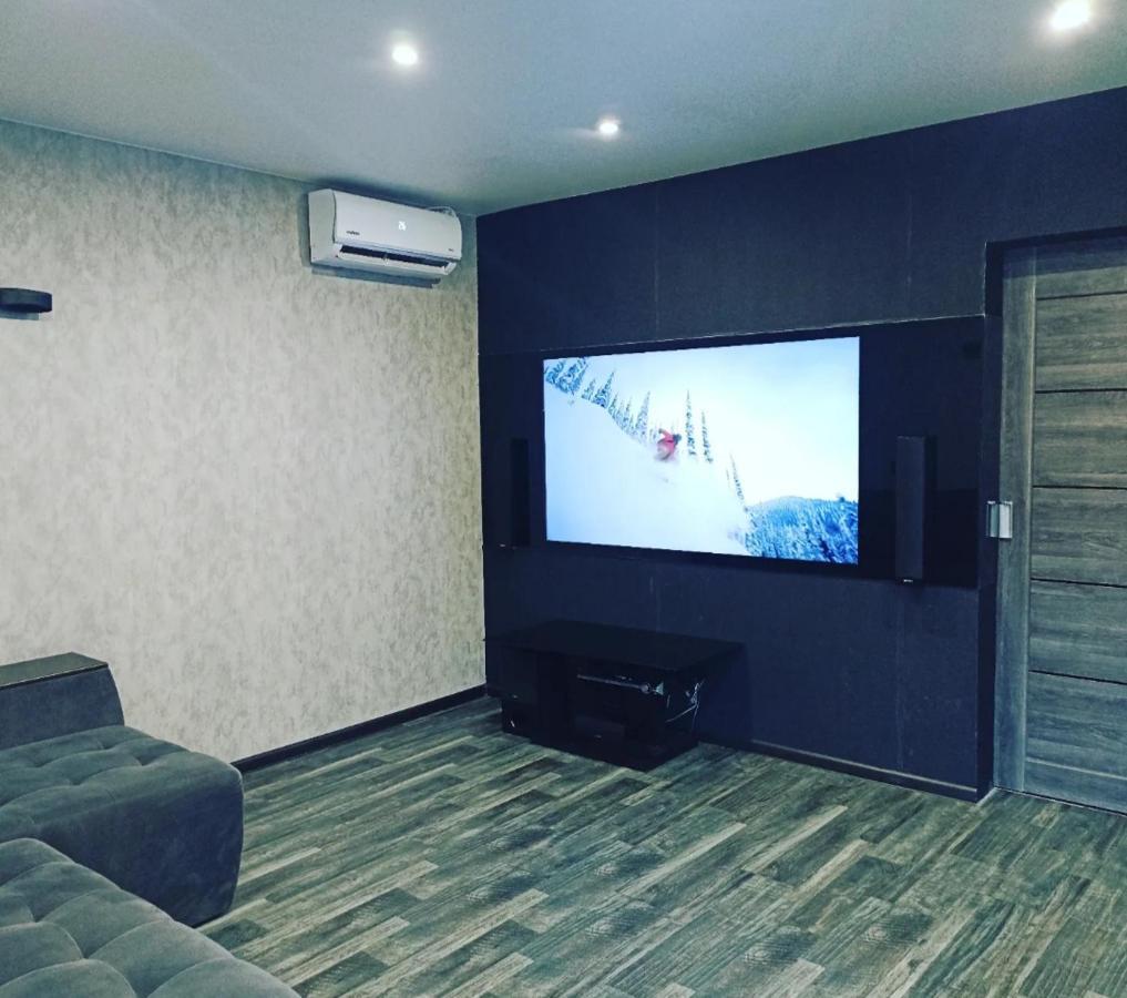 Apartments In The City Centr, Big Tv, Ps4 카리프 외부 사진